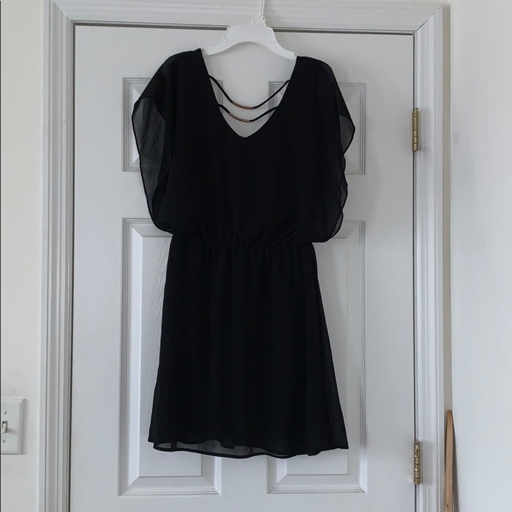LITTLE BLACK DRESS